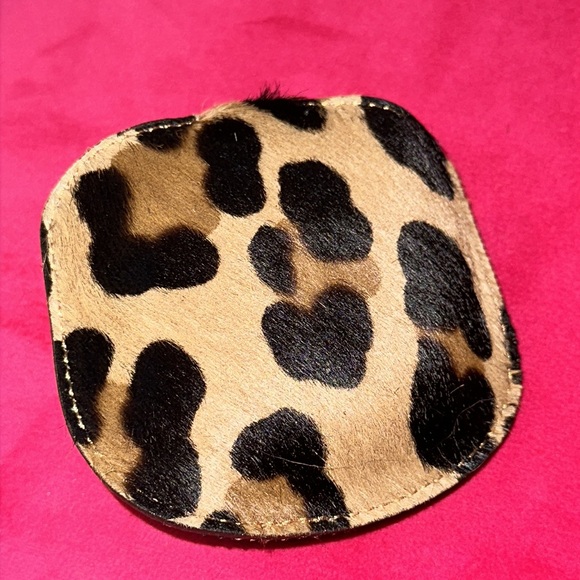 Louis Vuitton Alaia 1996 iconoclast cosmetic case and accessories leopard - Picture 12 of 14